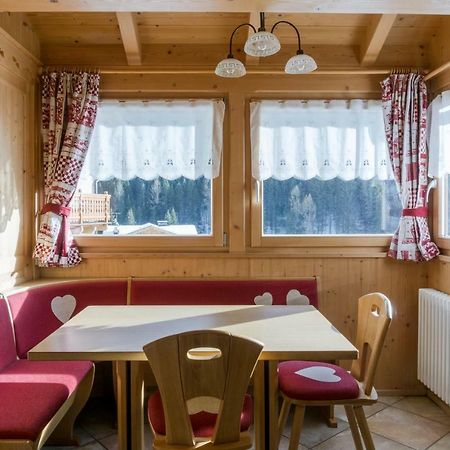 Lovely House In The Dolomites Apartment Mazzin Exterior photo